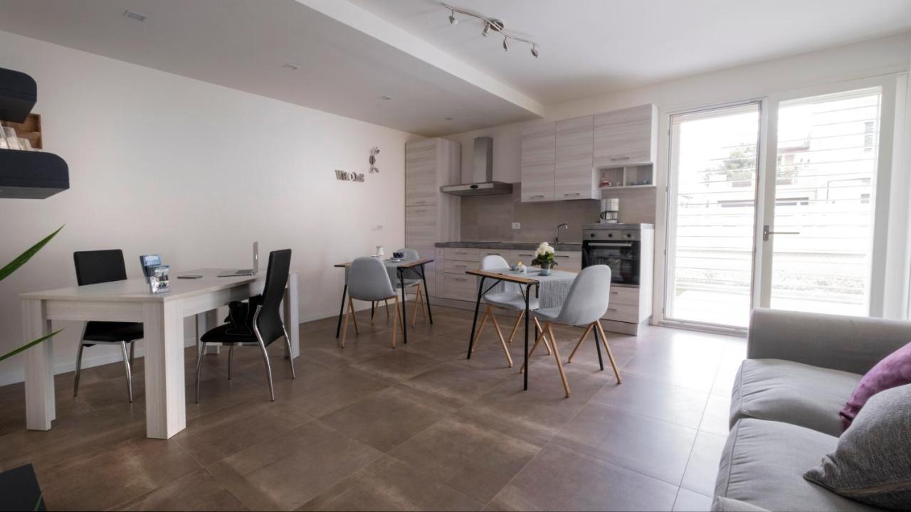 Maisonette Modena Park Eksteriør billede