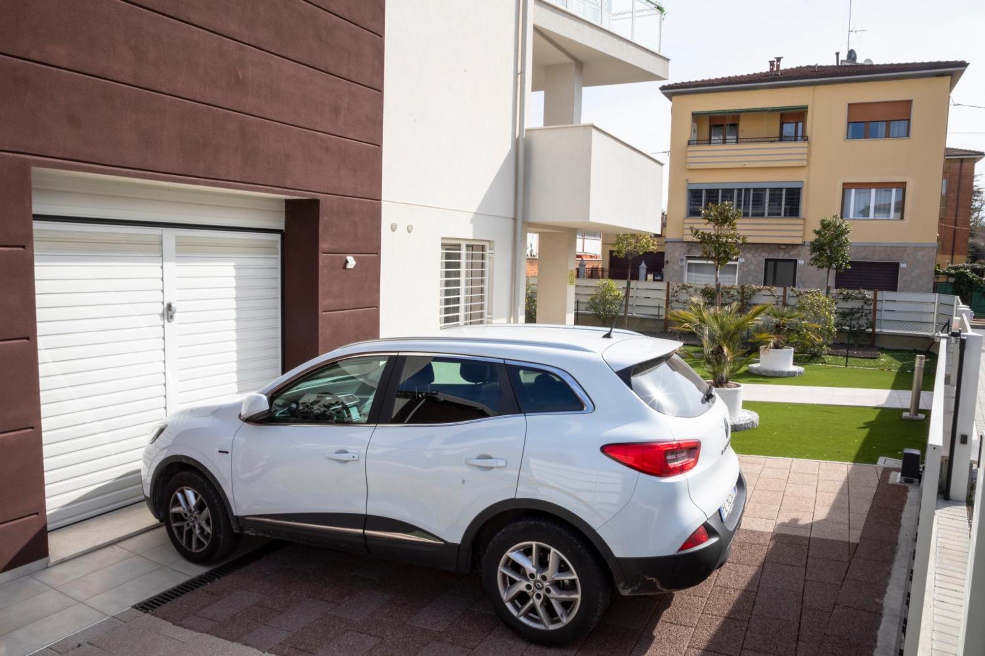 Maisonette Modena Park Eksteriør billede